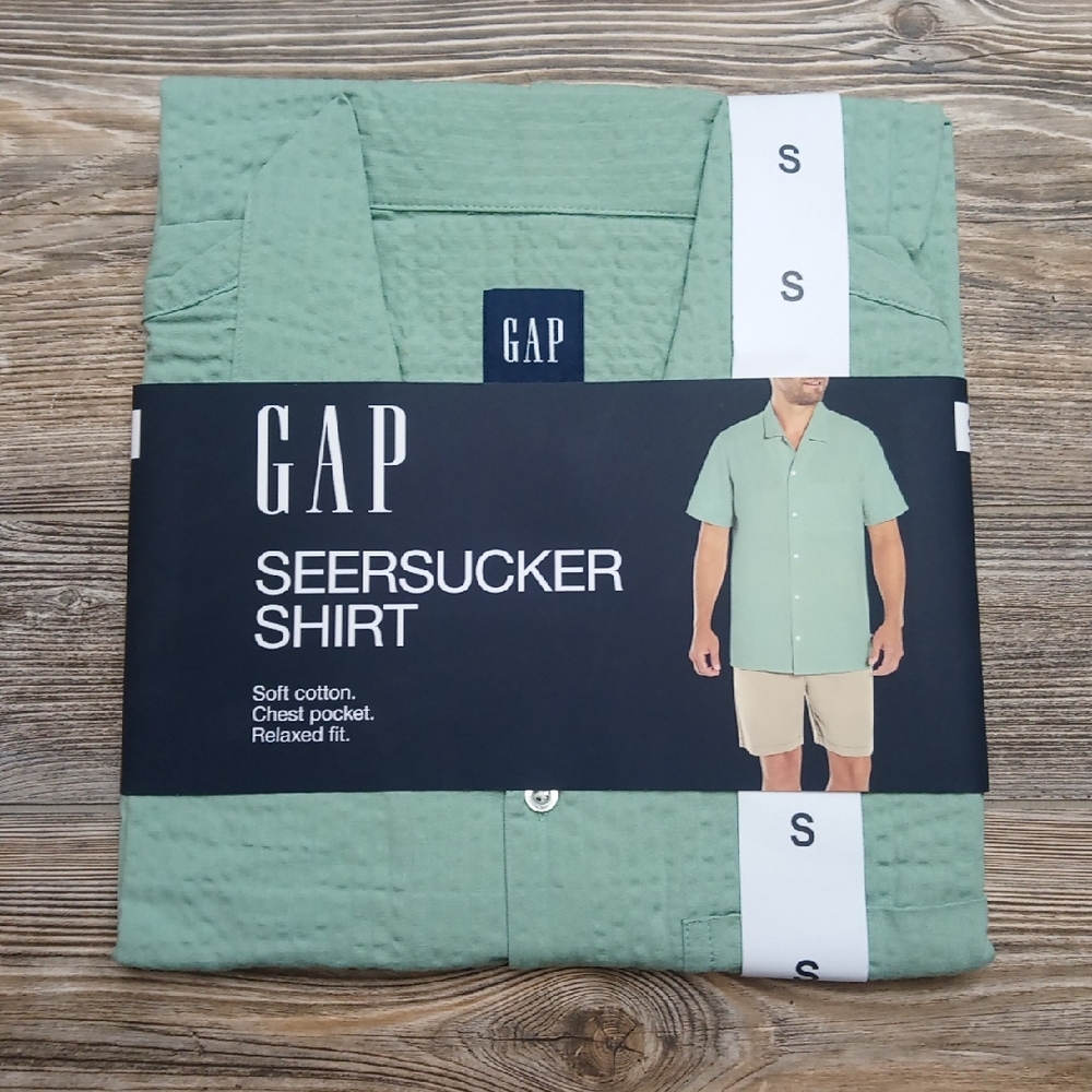 New Gap Granite Green Short Sleeeve Seersucker Button Down Textured Shirt Pocket